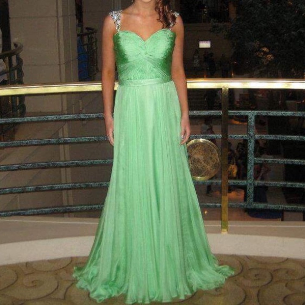 Sherri Hill green chiffon prom dress size 6
